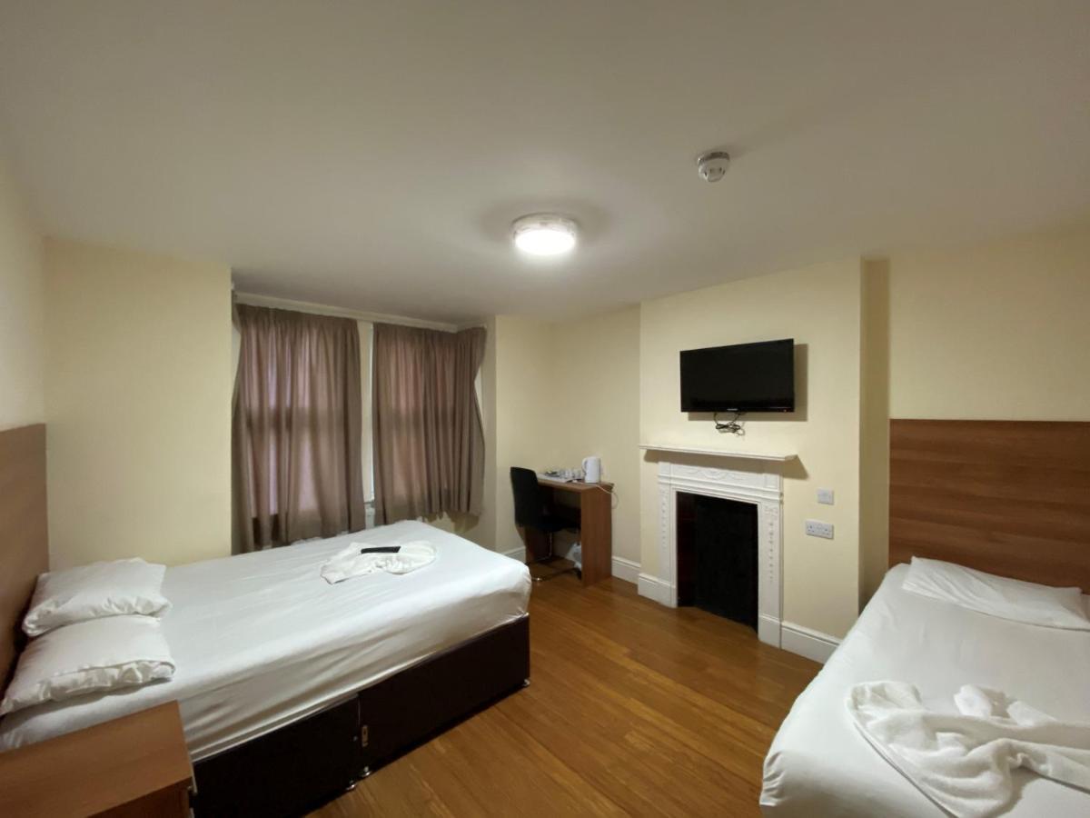 Buckingham Hotel ハイワイクーム エクステリア 写真